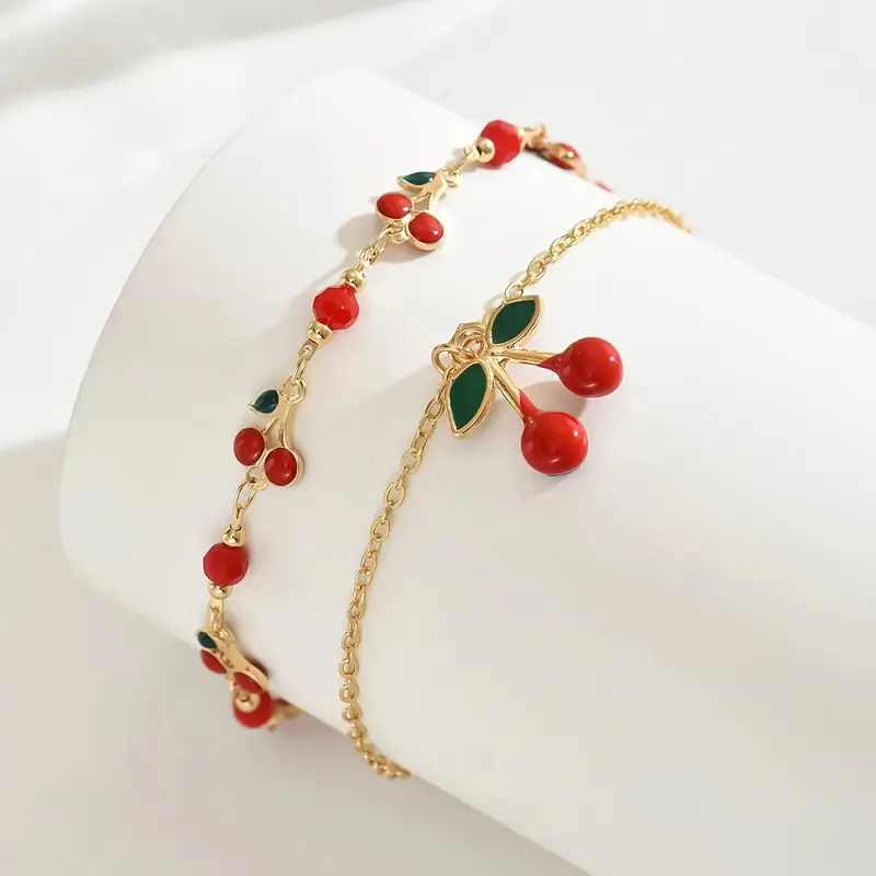 2 Stück Elegante Kirsch-Ankle-Bracelets für Frauen - 18K Vergoldenet, Zinklegierung, Perfekt für Urlaub, Strand und Casual-Kleidung, Casual Ankle-Bracelet|Kirsch-Motiv-Design|Langlebige Fußbekleidung, Ankle-Bracelet